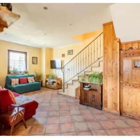 La Maison Rose Tatil Evi *